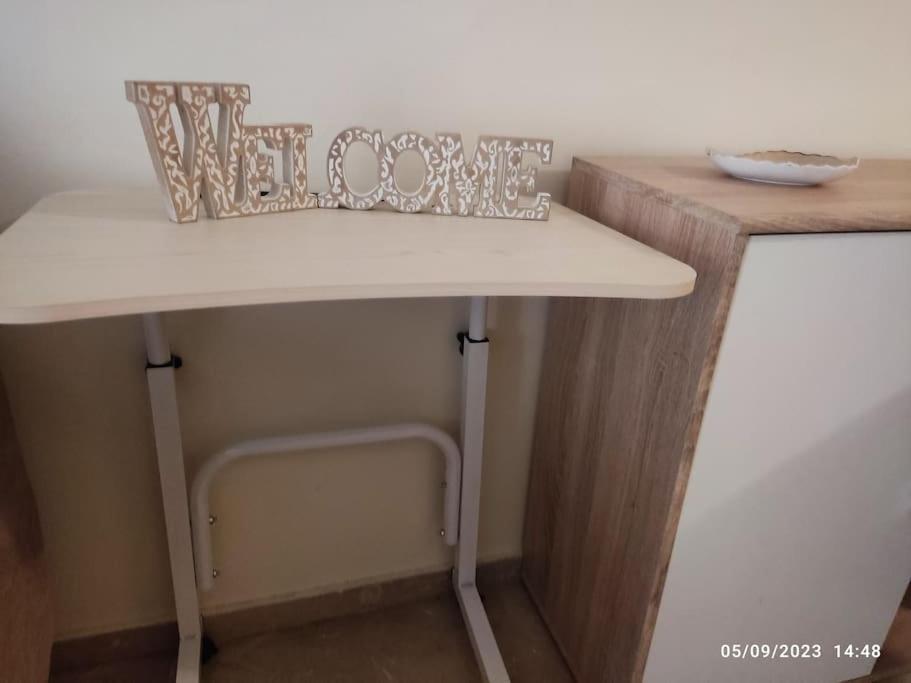 Theano'S Cozy & Quiet Lux Central Flat - Wifi & Full Amenities Патра Екстериор снимка
